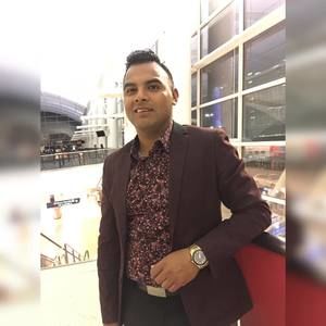 Meet your Posher, Luis